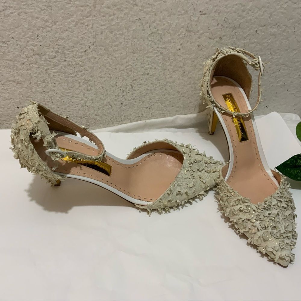 Rupert Sanderson abbey Venus Women's Suede Ankle Strap Sandals SIZ 39 cream gold